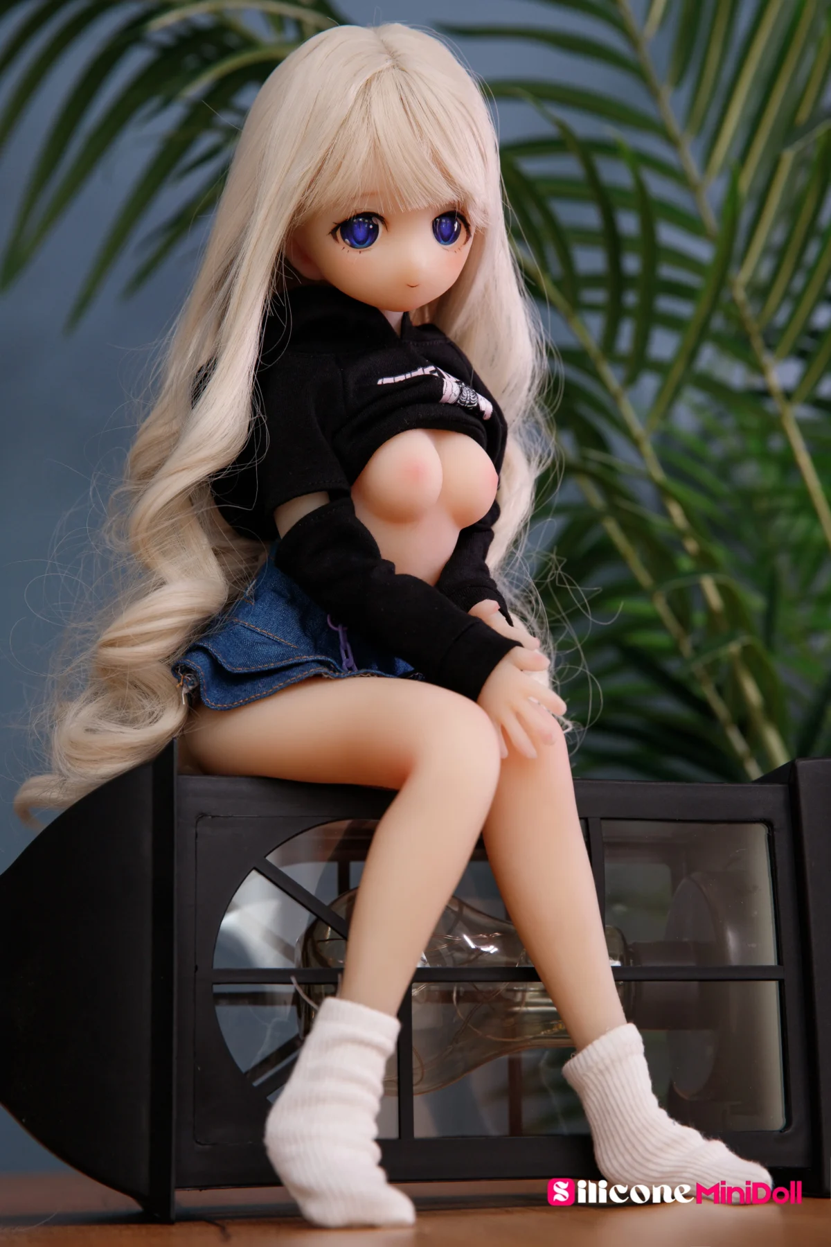 40cm Amine TPE Tiny Sex Doll – Danyelle