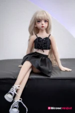 Flat Chestd Tiny Sex Doll -Eneid